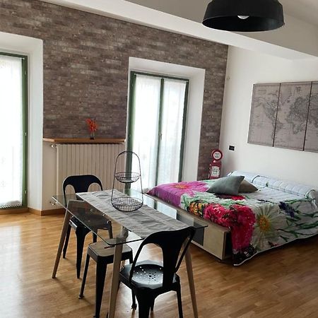 Una Finestra Sul Centro Storico Reggio Emilia Ngoại thất bức ảnh