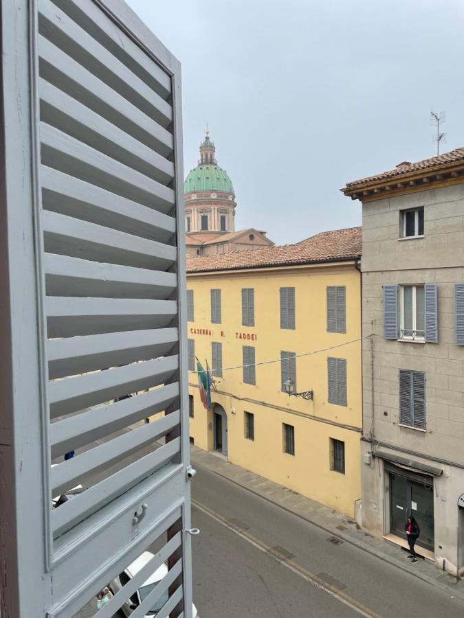Una Finestra Sul Centro Storico Reggio Emilia Ngoại thất bức ảnh
